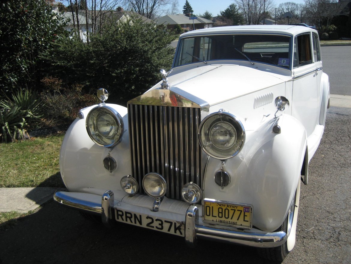 Antique for sale: 1953 Rolls-Royce Silver Wraith by Mueller