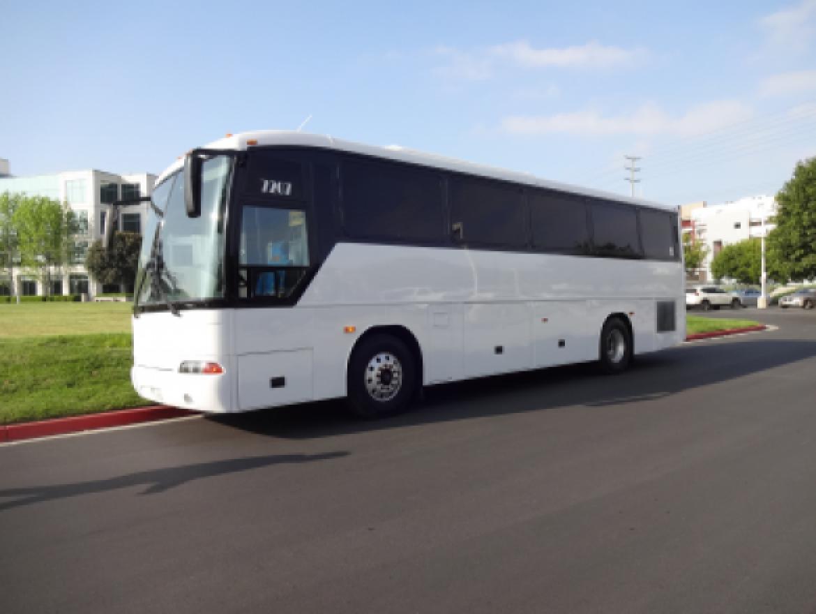 Motorcoach for sale: 2001 MCI 35 Foot Luxury Limousine Coach 35 Passenger 35&quot; by Interior by CT Coachworks