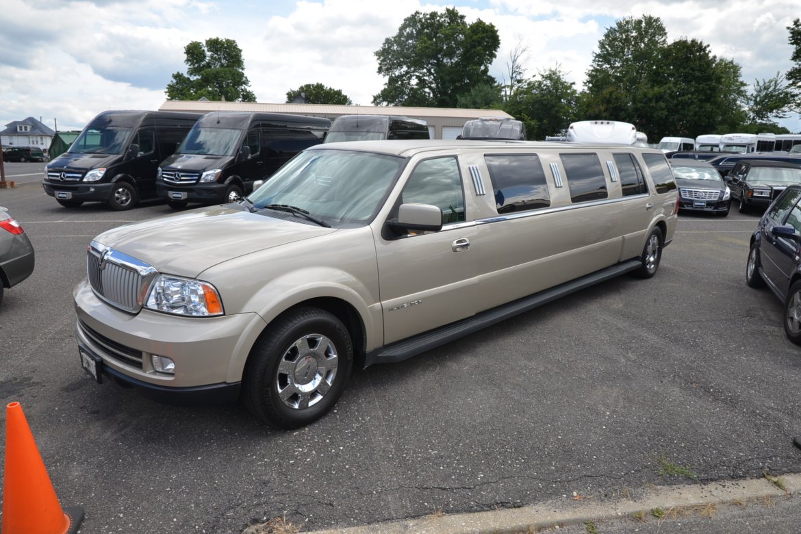Limousine for sale: 2005 Lincoln Navigator 120&quot; by DaBryan