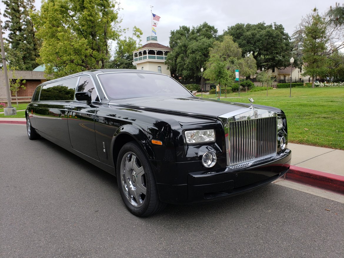 Limousine for sale: 2007 Rolls-Royce Phantom 120&quot; by Pinnacle Limousine Manufacturing