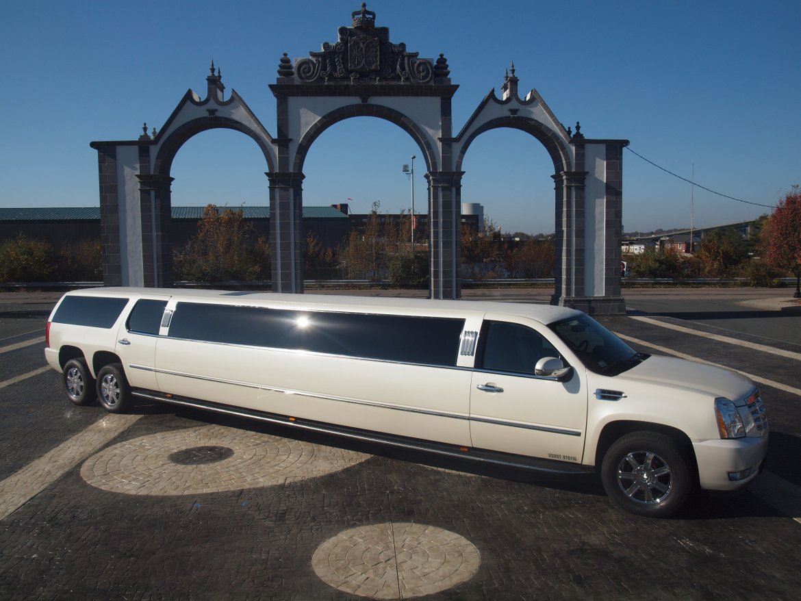 Limousine for sale: 2008 Cadillac Escalade 38&quot; by Galaxy Coach