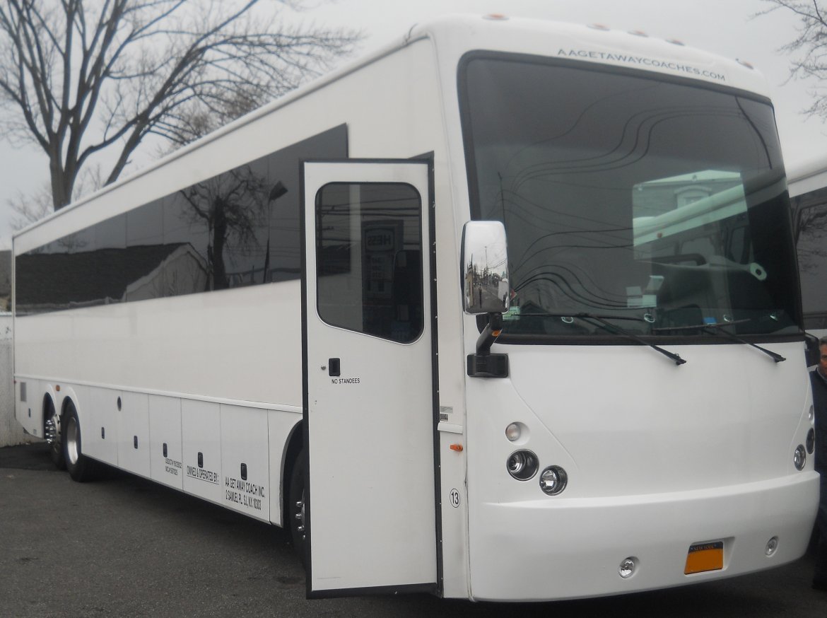Limo Bus for sale: 2011 Country Coach Allure by CT Coachworks