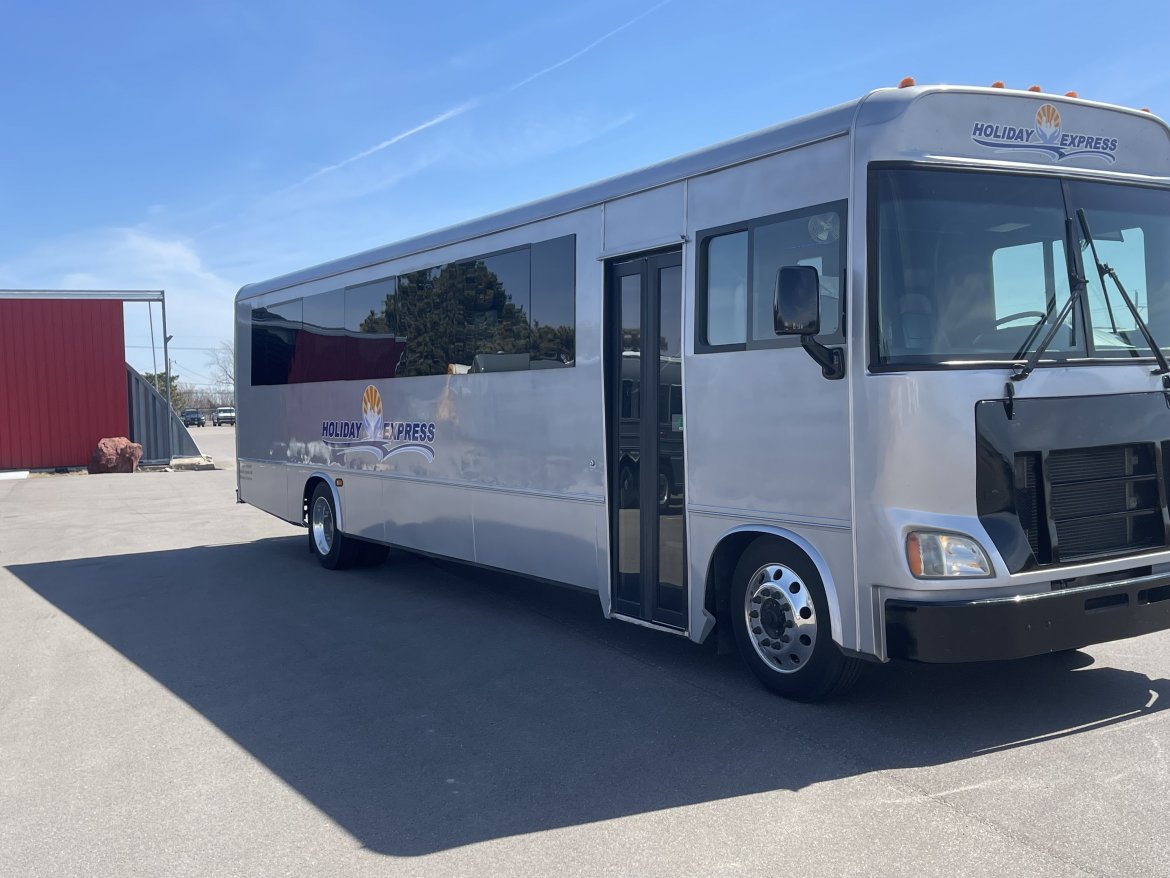Limo Bus for sale: 2013 Freightliner MBC Front Engine Commercial Bus