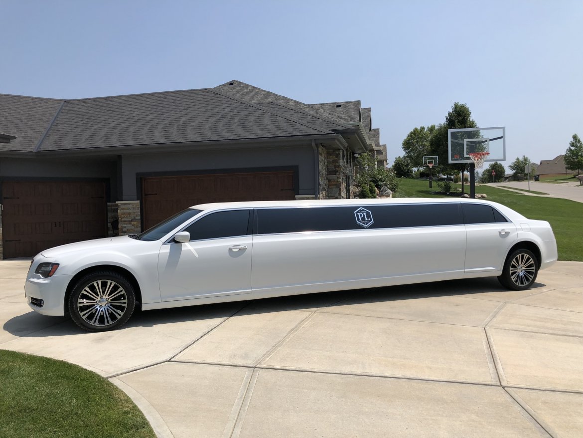 Limousine for sale: 2013 Chrysler 300 140&quot; by Limos By Moonlight
