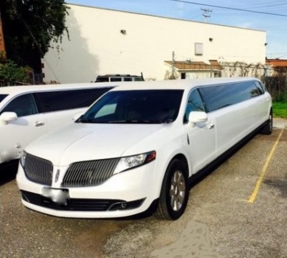 Limousine for sale: 2014 Lincoln MKT 5-Door 14-Pass 4WD 180&quot; by Limos by Moonlight