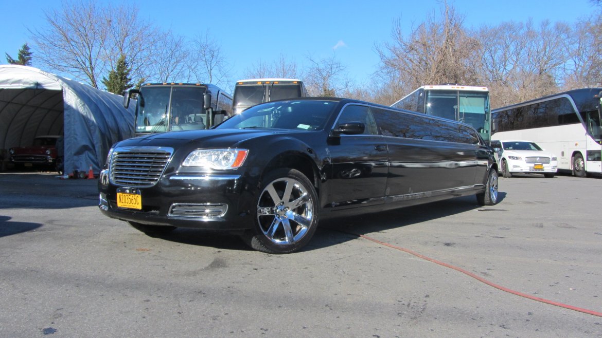 Limousine for sale: 2014 Chrysler 300 limo 140&quot; 140&quot; by SPV