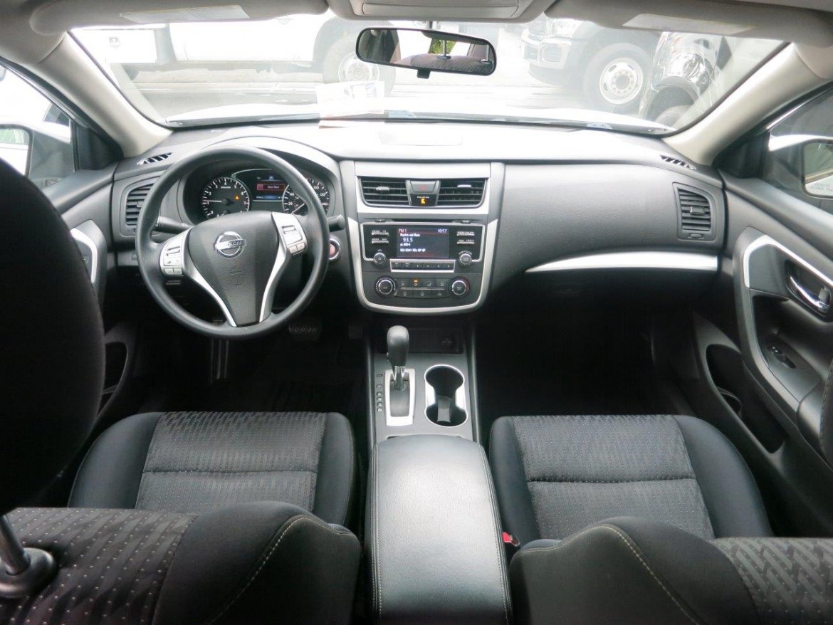 Sedan for sale: 2016 Nissan Altima