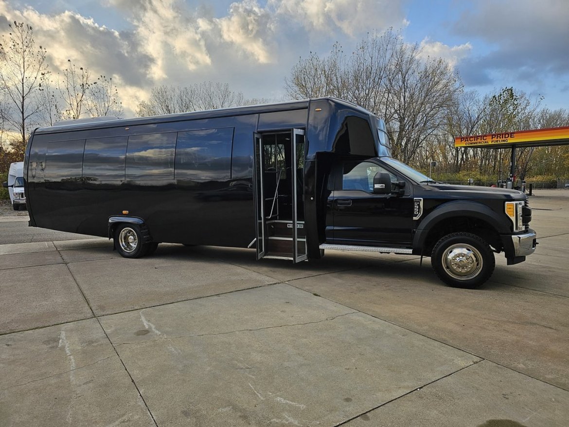 Executive Shuttle for sale: 2017 Ford F550 Luxury Shuttle 35&quot; by KSIR