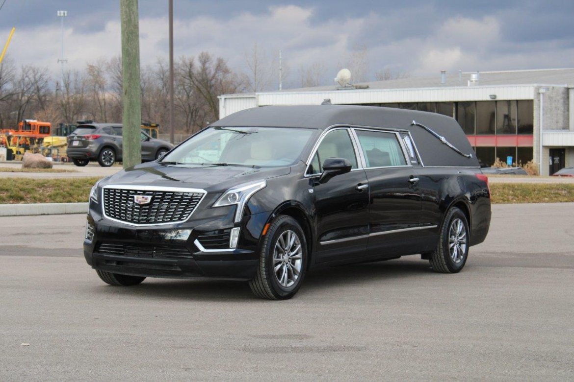 Funeral for sale: 2021 Cadillac XT5 Heritage by Federal Coach