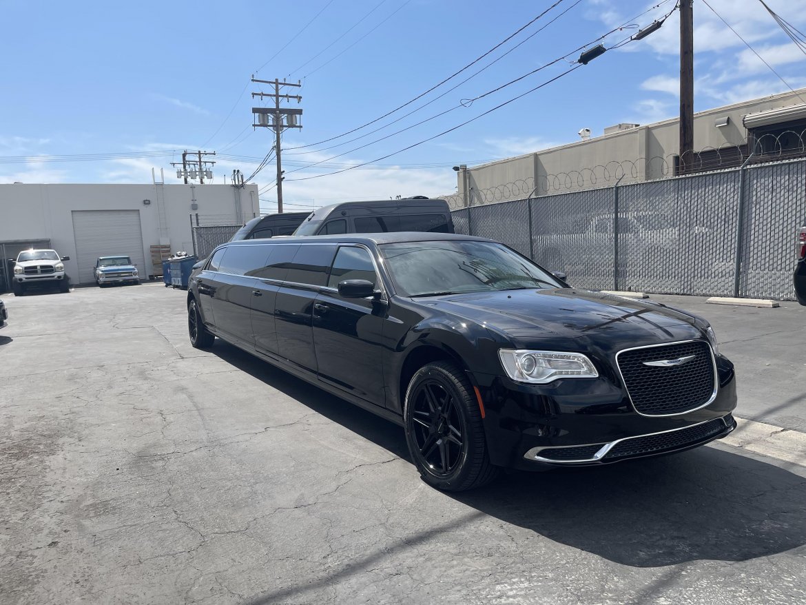 Limousine for sale: 2022 Chrysler 300 140&quot; 5th Door 140&quot; by Specialty Passenger Vehicles
